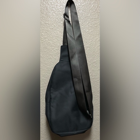 WESTEND Sleek Black Belt Bag with Red Accent.Nylon Unisex Crossbody Sling Bag. - Picture 8 of 9